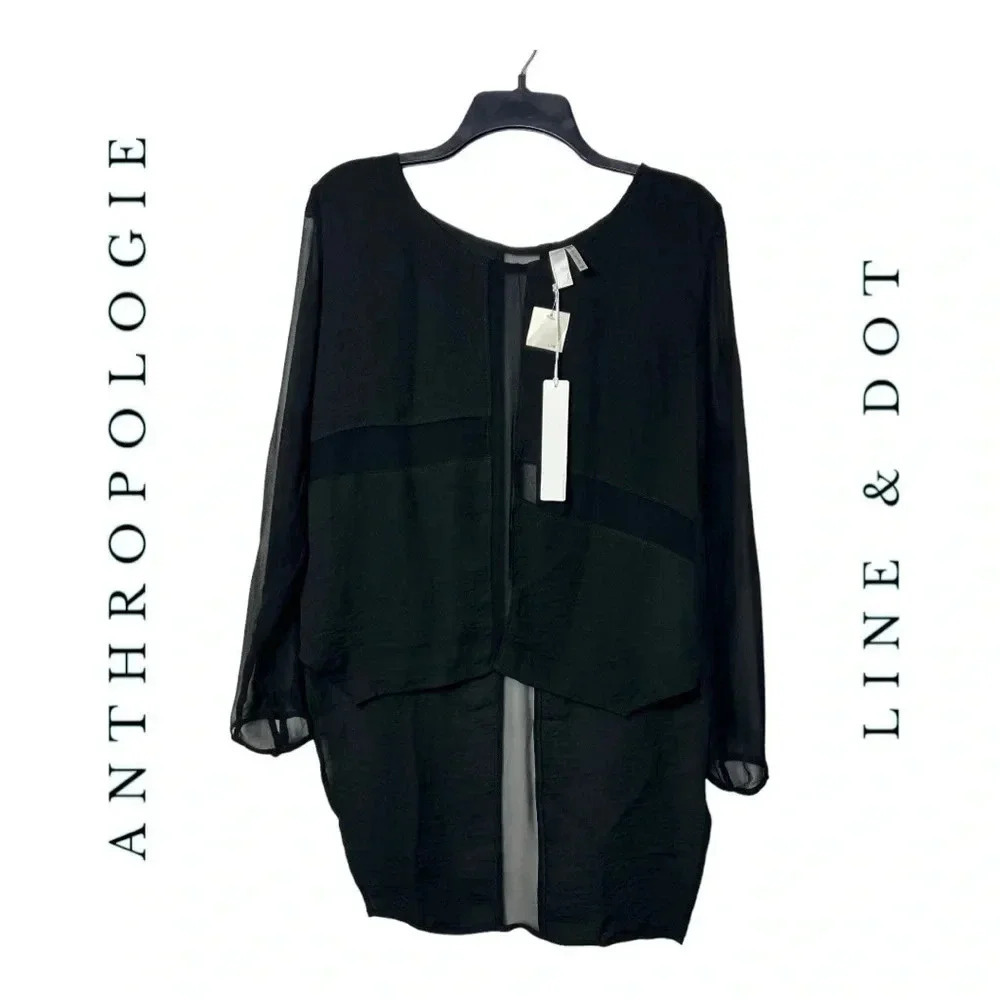 1424.‎ ANTHROPOLOGIE LINE & DOT LONG SLEEVE TOP SHEER HIGH LOW BOTTOM HEM SIZE M